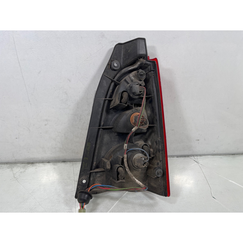 Feu arriere principal gauche (feux) SUZUKI WAGON-R Photo n°3