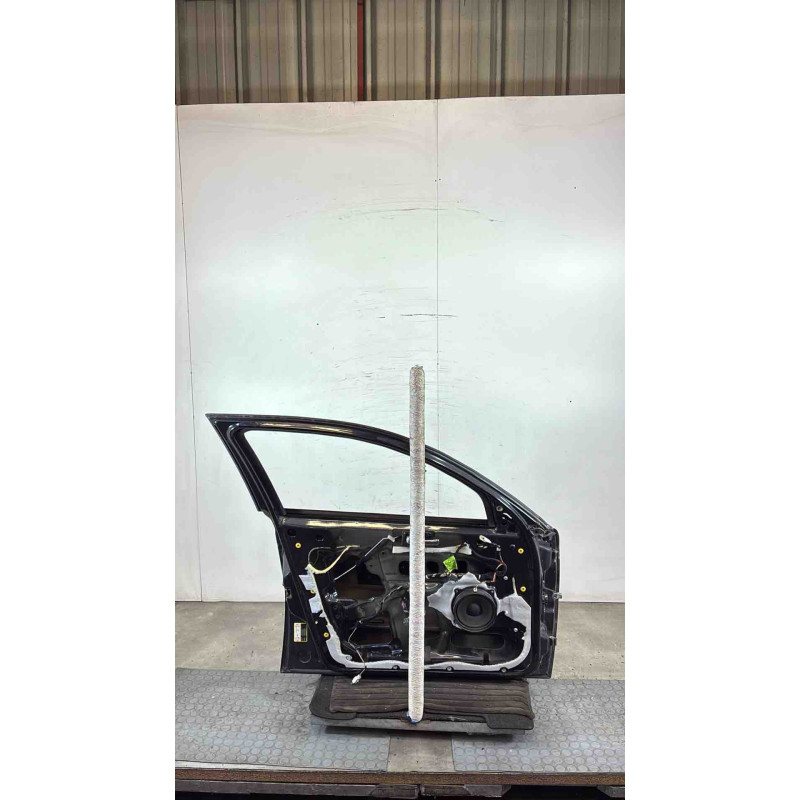 Porte avant gauche ALFA ROMEO 147 Photo n°3