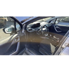 Pare boue arriere gauche PEUGEOT 2008 1
