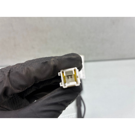 Attache ceinture avant gauche PEUGEOT 308 1 SW