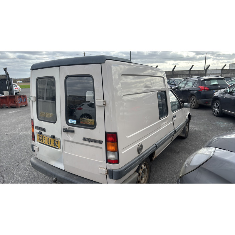 Retroviseur droit RENAULT EXPRESS Photo n°8