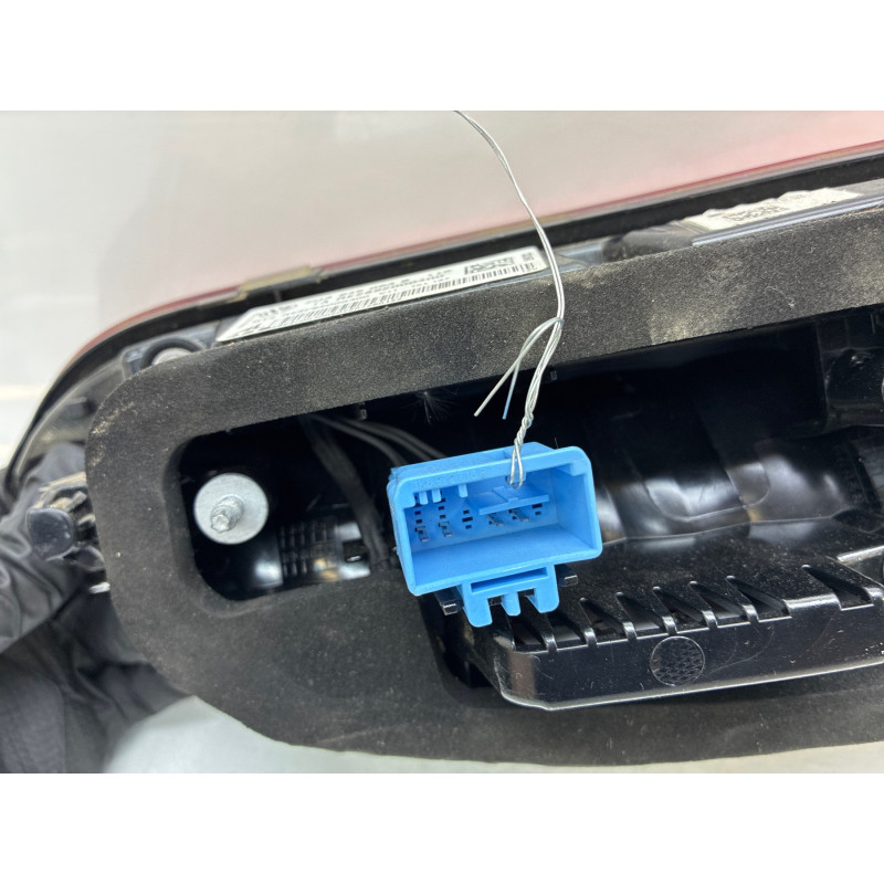 Feu arriere secondaire gauche (feux) VOLKSWAGEN T-ROC Photo n°5
