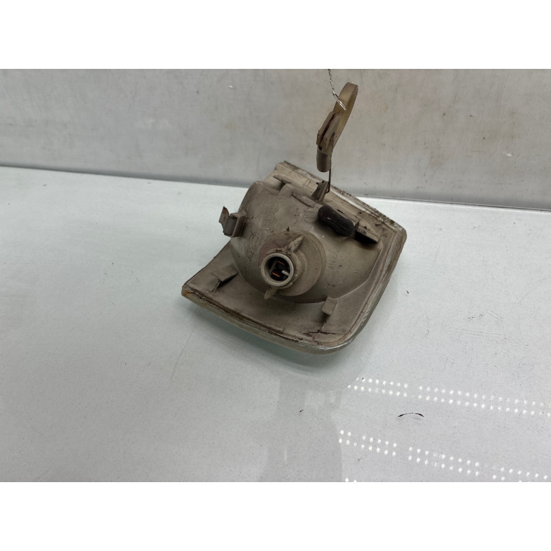 Optique avant secondaire droit (feux)(clignotant) VOLKSWAGEN PASSAT 4 Photo n°3