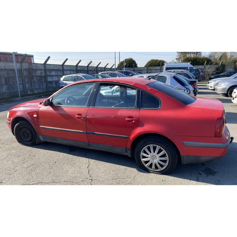 Optique avant secondaire droit (feux)(clignotant) VOLKSWAGEN PASSAT 4 Photo n°9