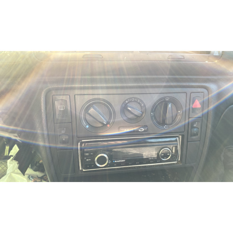 Optique avant secondaire droit (feux)(clignotant) VOLKSWAGEN PASSAT 4 Photo n°18