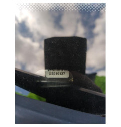 Interrupteur de leve vitre avant droit PEUGEOT 3008 1