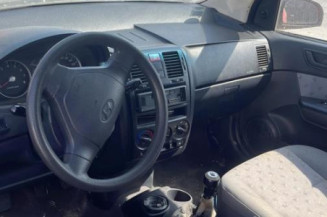 Pretensionneur de ceinture avant gauche HYUNDAI GETZ
