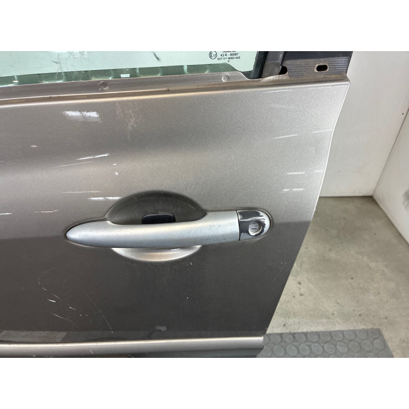 Porte avant gauche RENAULT CLIO 3 Photo n°3