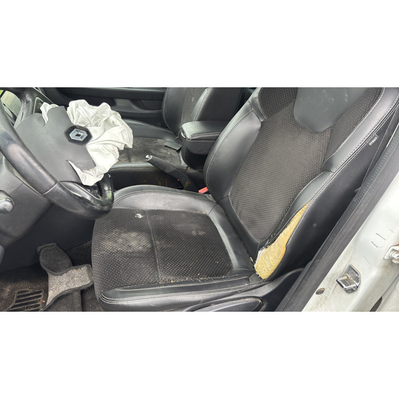Pare boue arriere gauche RENAULT CLIO 4 Photo n°15