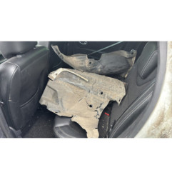 Pare boue arriere gauche RENAULT CLIO 4