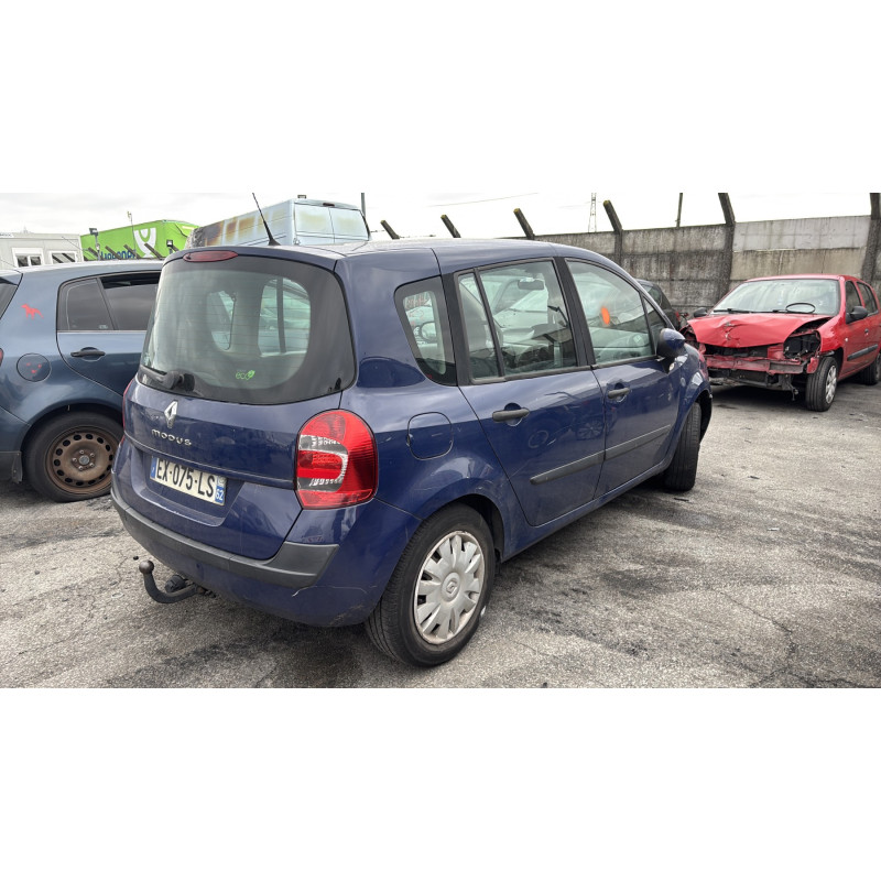 Malle/Hayon arriere RENAULT GRAND MODUS Photo n°6