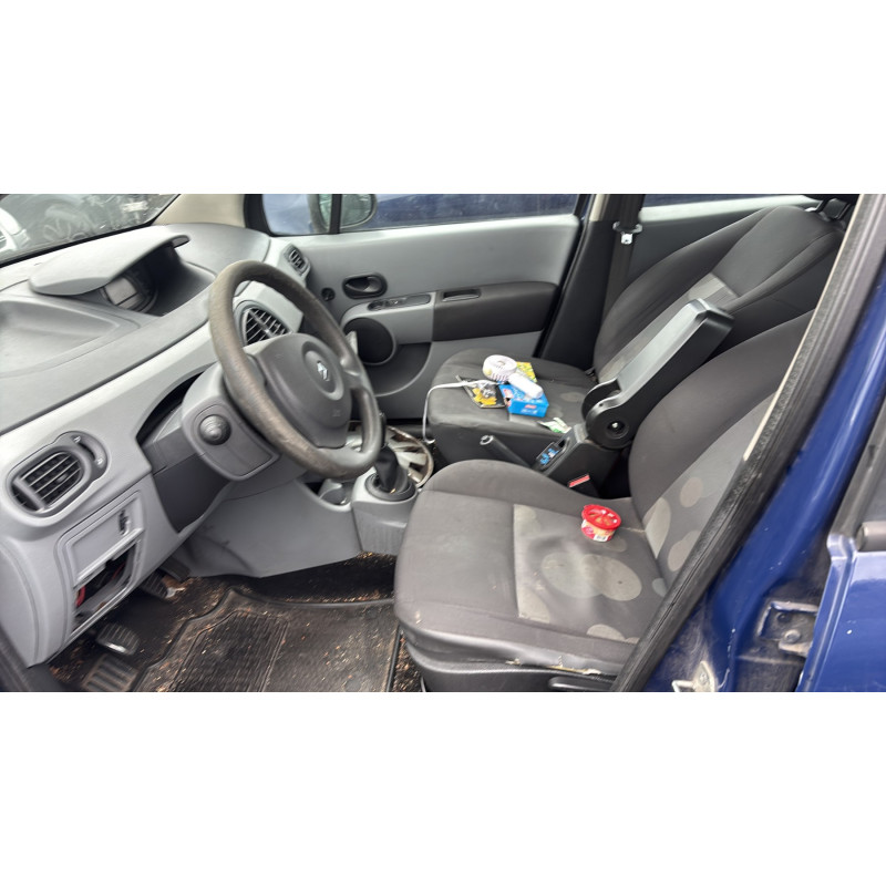 Malle/Hayon arriere RENAULT GRAND MODUS Photo n°14