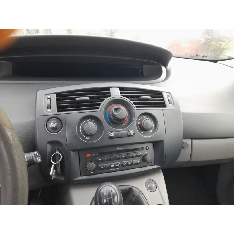 Malle/Hayon arriere RENAULT SCENIC 2 Photo n°13