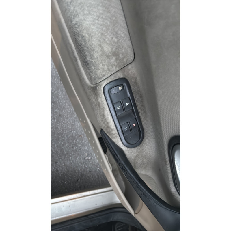 Malle/Hayon arriere RENAULT MEGANE 2 Photo n°14