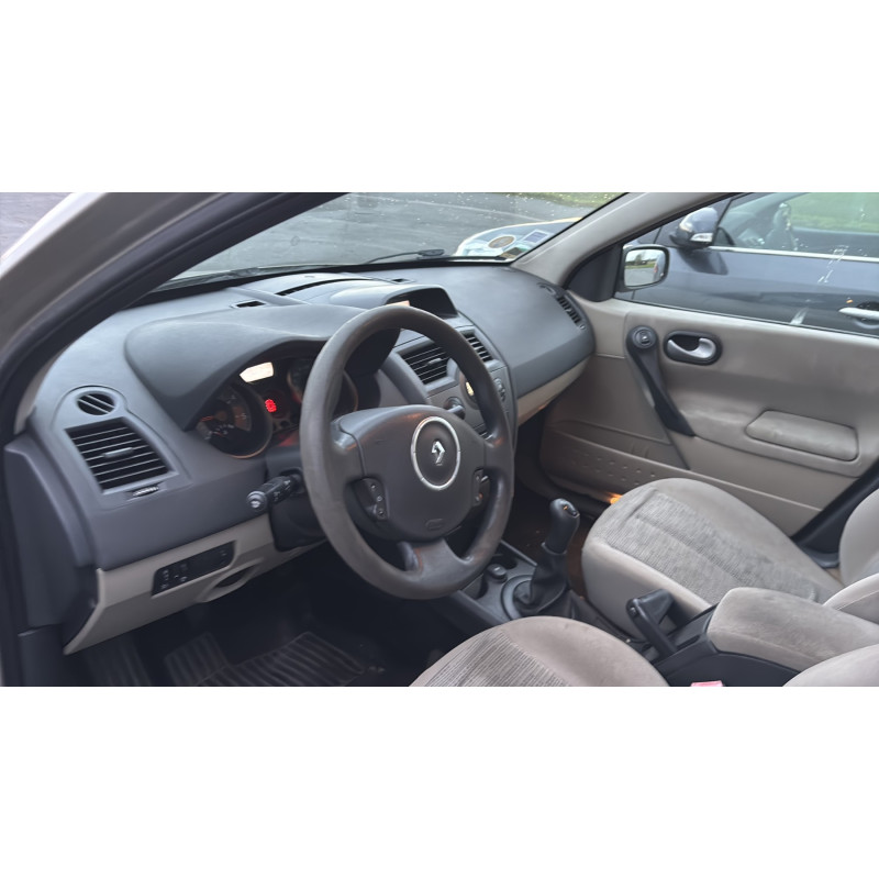 Malle/Hayon arriere RENAULT MEGANE 2 Photo n°17