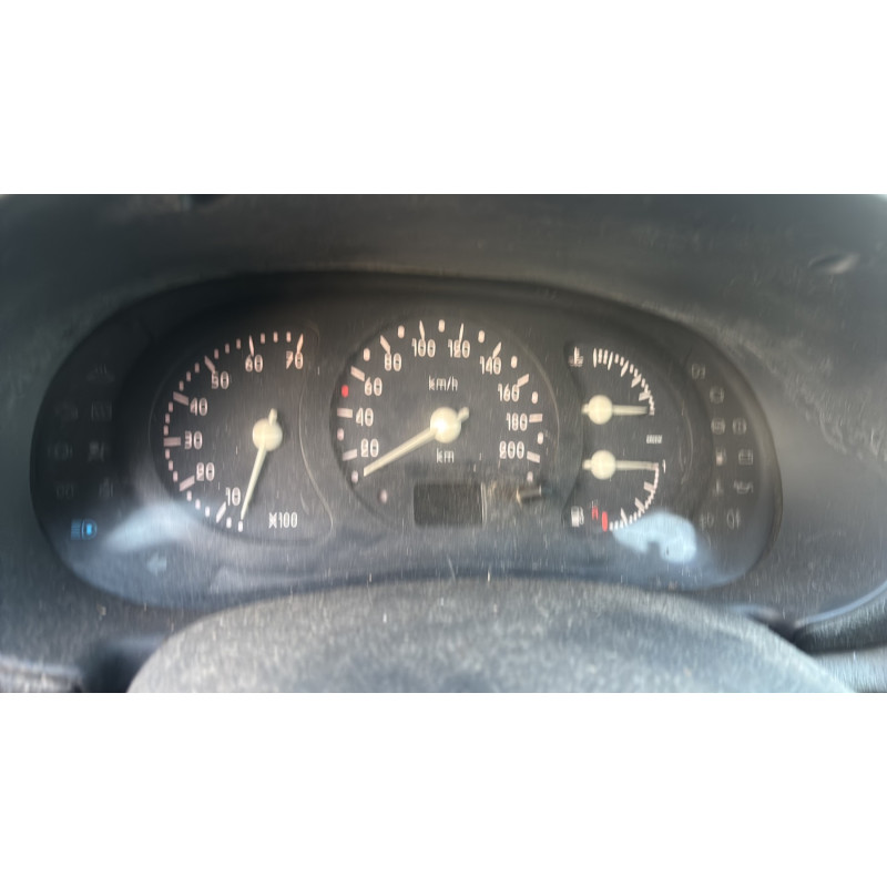Optique avant principal droit (feux)(phare) RENAULT CLIO 2 Photo n°7