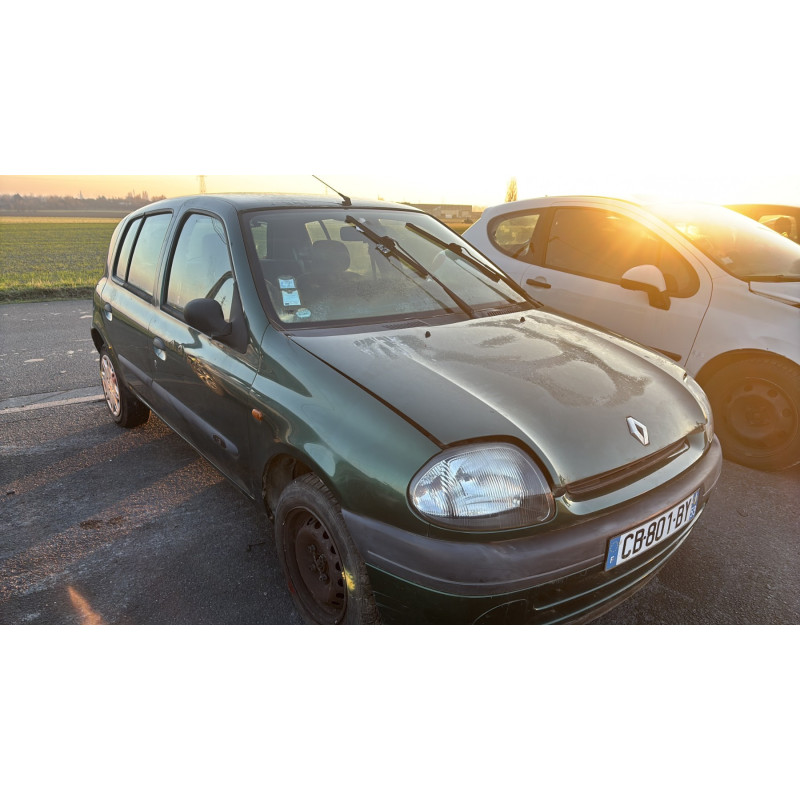 Optique avant principal droit (feux)(phare) RENAULT CLIO 2 Photo n°9