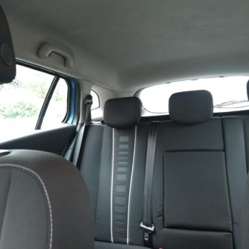 Pare choc arriere RENAULT MEGANE 3 Photo n°14