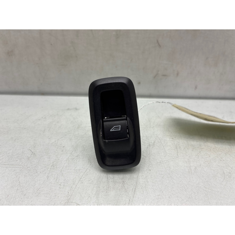 Interrupteur de leve vitre avant droit FORD KA+ Photo n°4