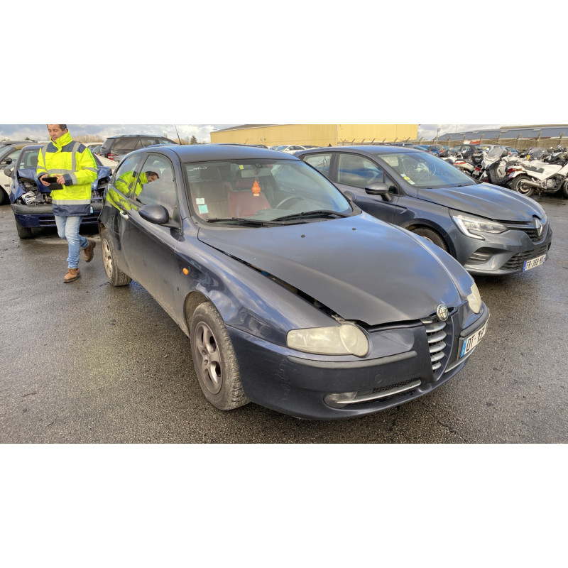Feu arriere secondaire gauche (feux) ALFA ROMEO 147 Photo n°15