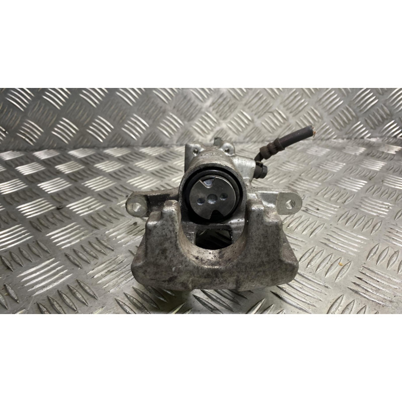 Etrier arriere gauche (freinage) TOYOTA AVENSIS 3 Photo n°1