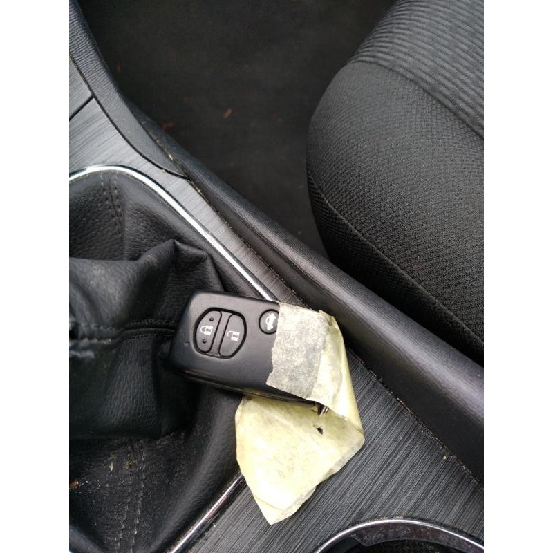 Etrier arriere gauche (freinage) TOYOTA AVENSIS 3 Photo n°9