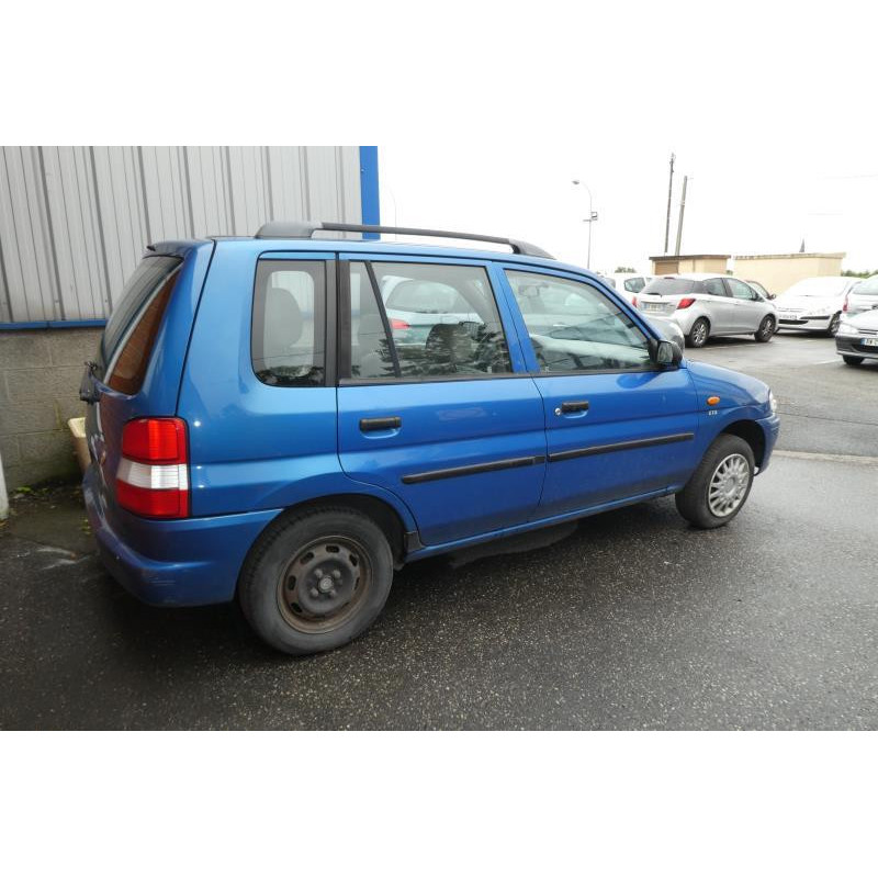 Capot MAZDA DEMIO Photo n°11