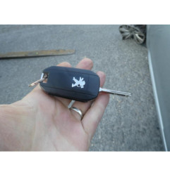 Etrier avant droit (freinage) PEUGEOT 208 1