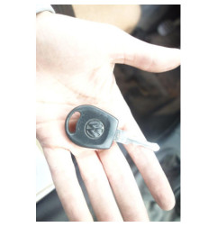Etrier avant droit (freinage) VOLKSWAGEN GOLF 3