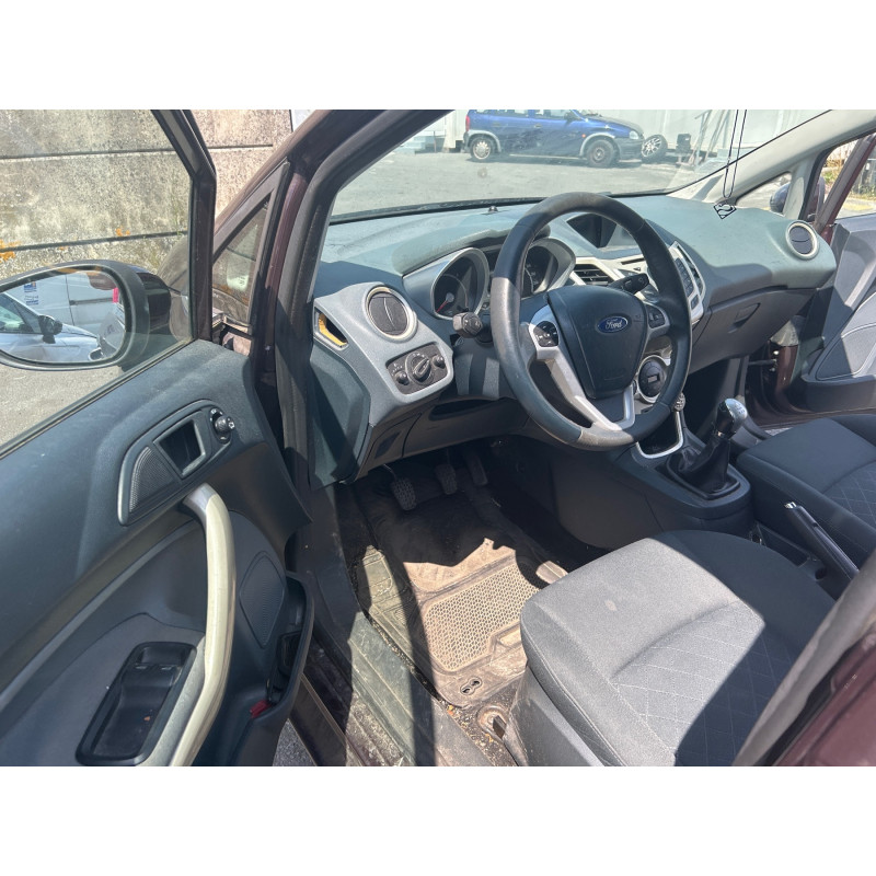 FORD FIESTA 6 PHASE 1 1.4 TDCI - 8V TURBO Photo n°13