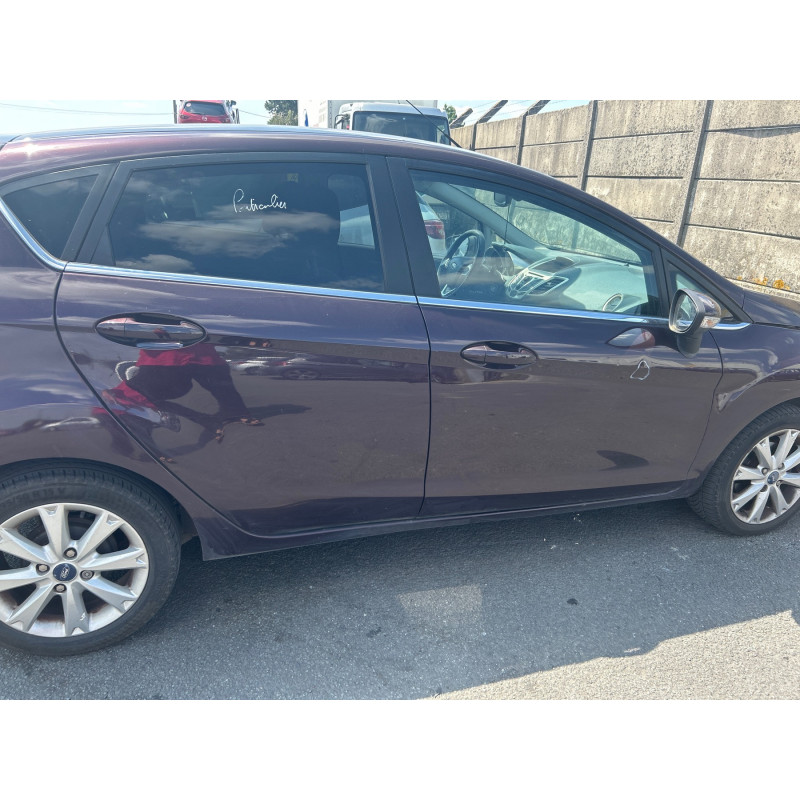 FORD FIESTA 6 PHASE 1 1.4 TDCI - 8V TURBO Photo n°16