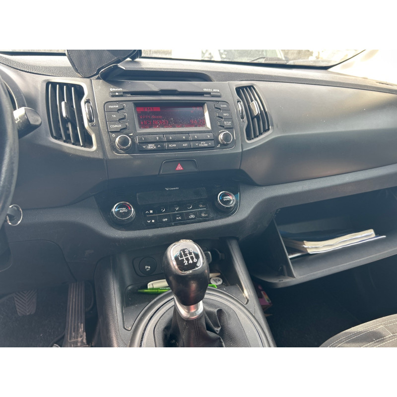 KIA SPORTAGE 3 PHASE 1 2.0 CRDI - 16V TURBO Photo n°15