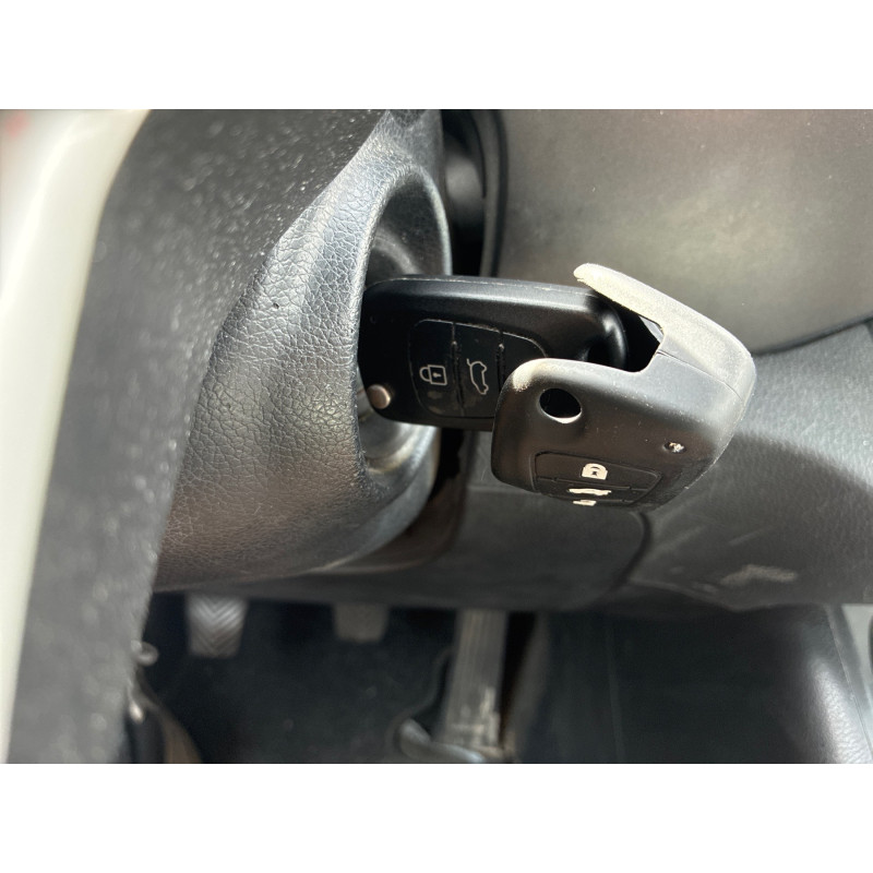 KIA SPORTAGE 3 PHASE 1 2.0 CRDI - 16V TURBO Photo n°20