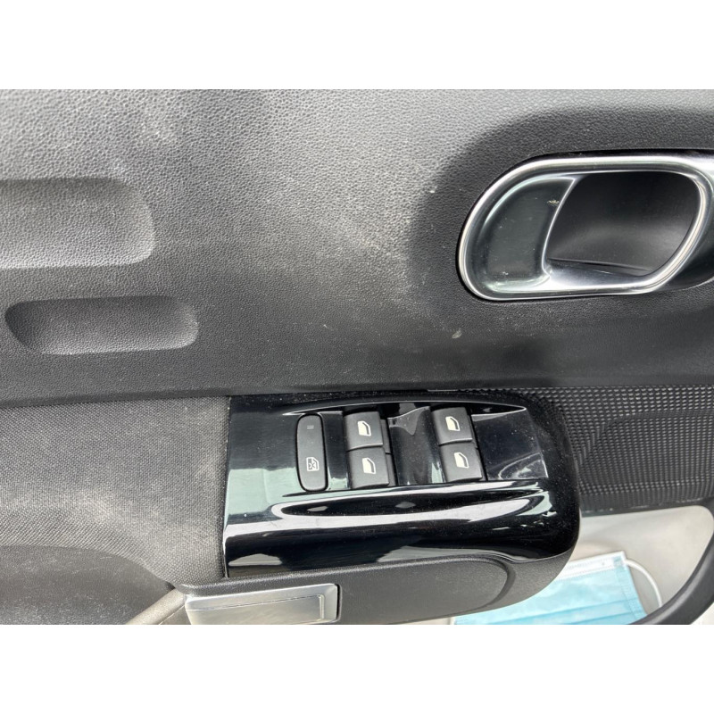 CITROEN C3 3 PHASE 1 1.2 VTI - 12V Photo n°8