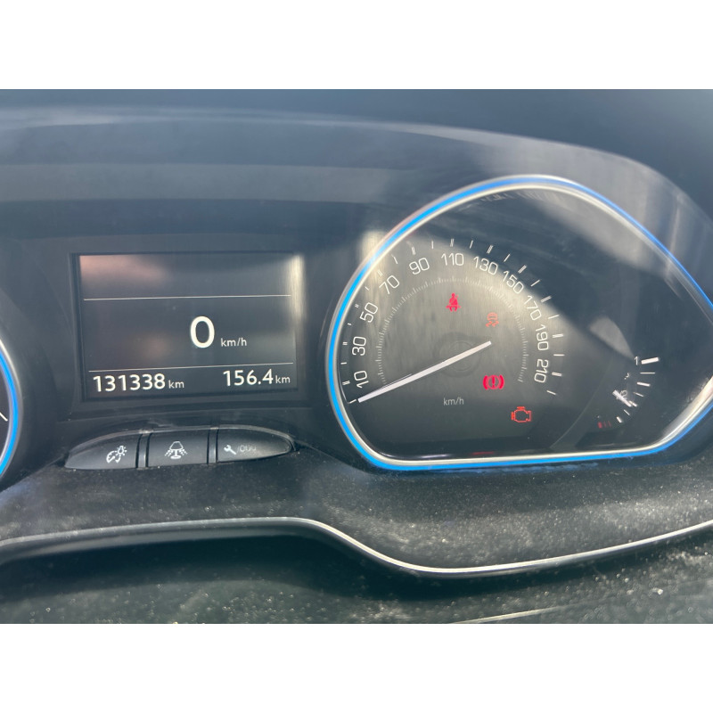 PEUGEOT 2008 1 PHASE 1 1.2 VTI - 12V Photo n°1