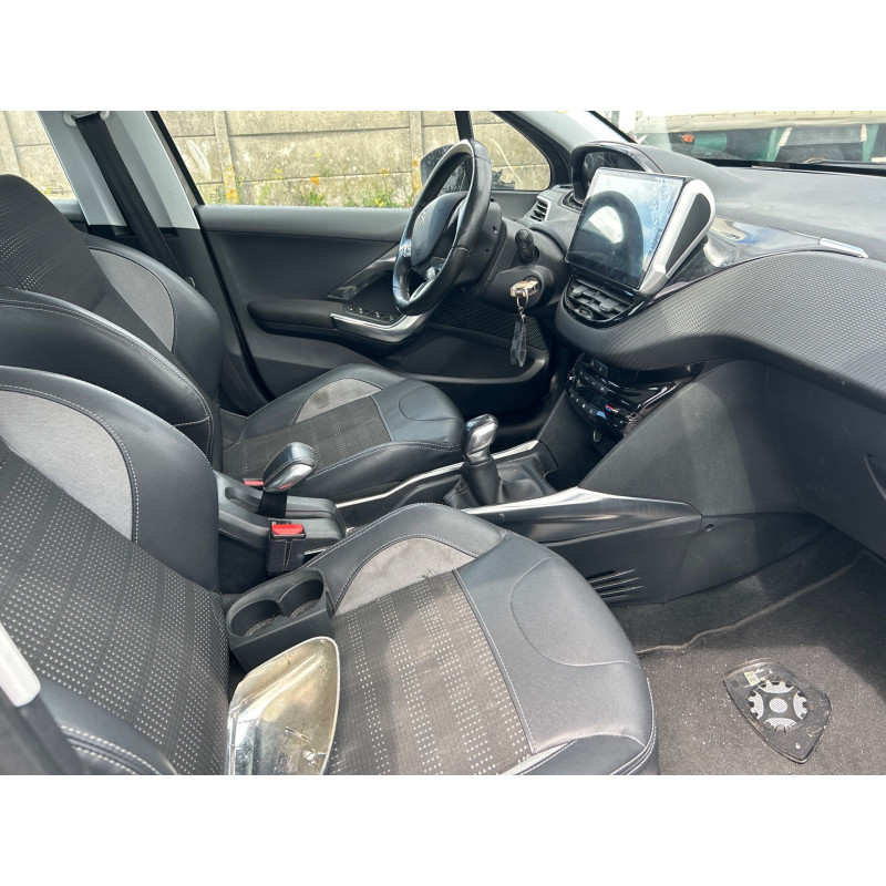 PEUGEOT 2008 1 PHASE 1 1.2 VTI - 12V Photo n°16