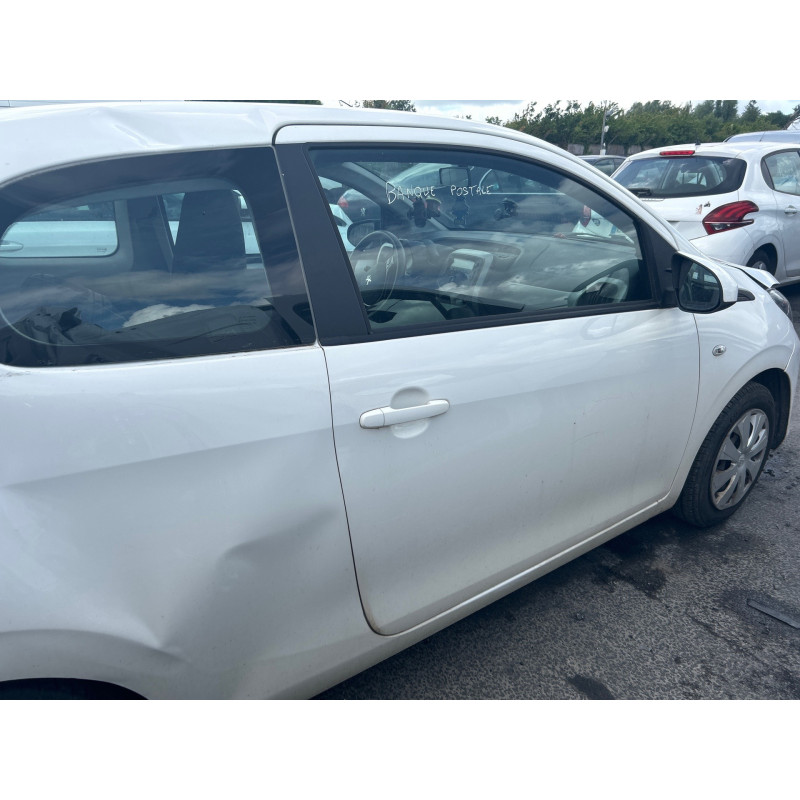PEUGEOT 108 1.0 VTI - 12V Photo n°6