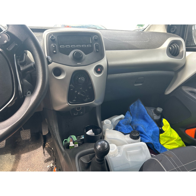PEUGEOT 108 1.0 VTI - 12V Photo n°13
