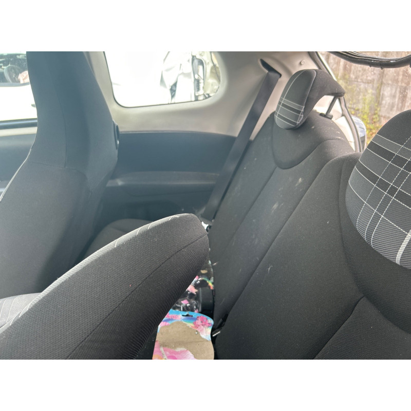 PEUGEOT 108 1.0 VTI - 12V Photo n°16