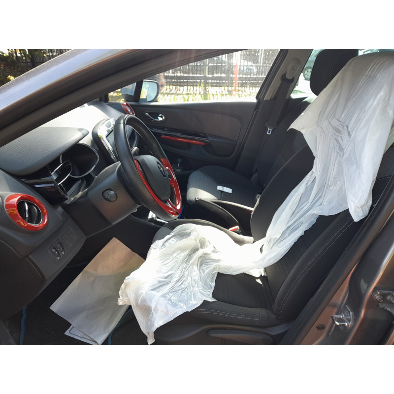 RENAULT CLIO 4 PHASE 1 BREAK 1.2i - 16V TURBO TCE 120 Photo n°5