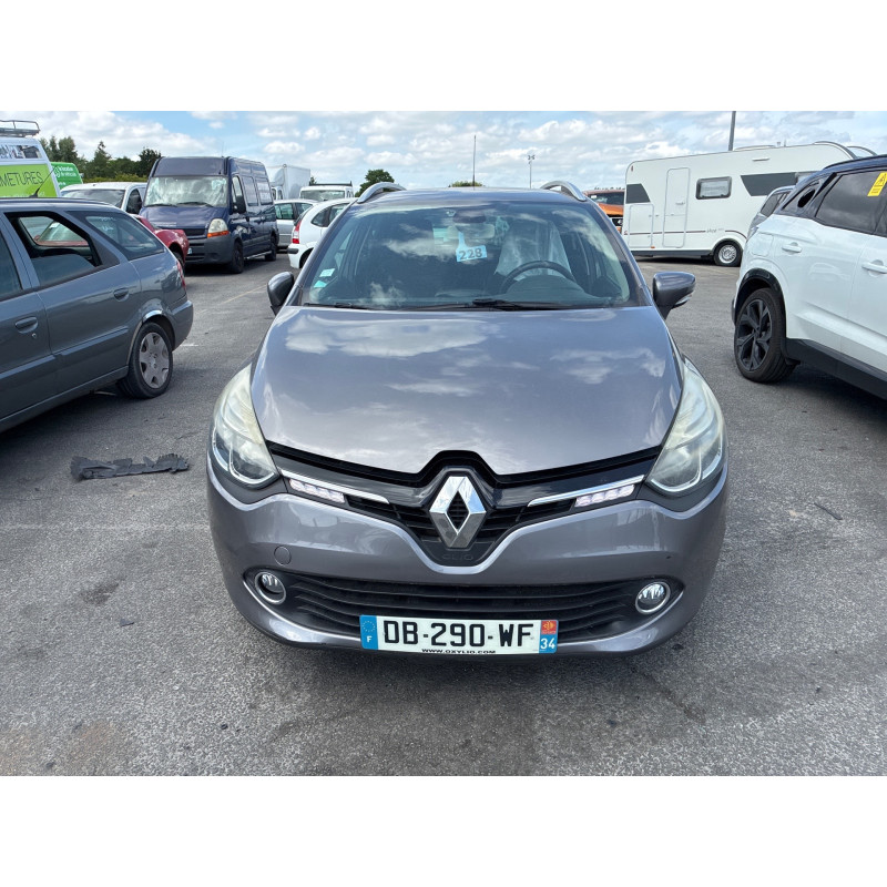 RENAULT CLIO 4 PHASE 1 BREAK 1.2i - 16V TURBO TCE 120 Photo n°13