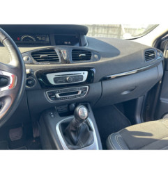 RENAULT GRAND SCENIC 3 PHASE 3 1.2i - 16V TURBO TCE 130