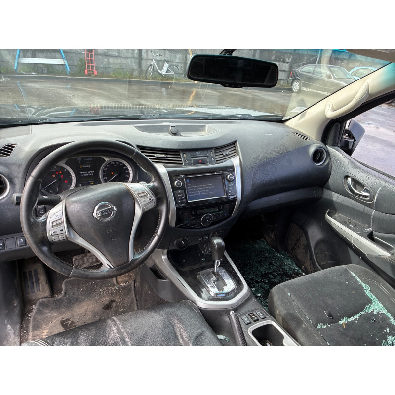 NISSAN NAVARA NP300 2.3 DCI - 16V TURBO 4X4 Photo n°11