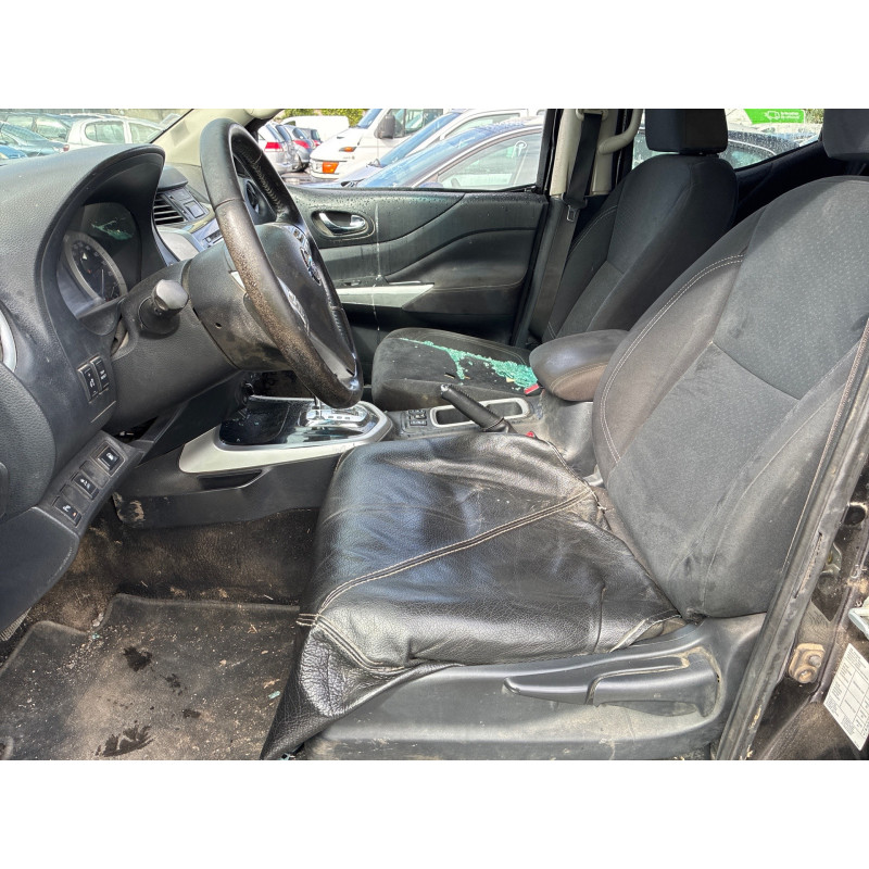 NISSAN NAVARA NP300 2.3 DCI - 16V TURBO 4X4 Photo n°15