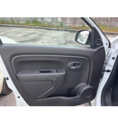 RENAULT TWINGO 3 PHASE 1 1.0i - 12V SCE 65