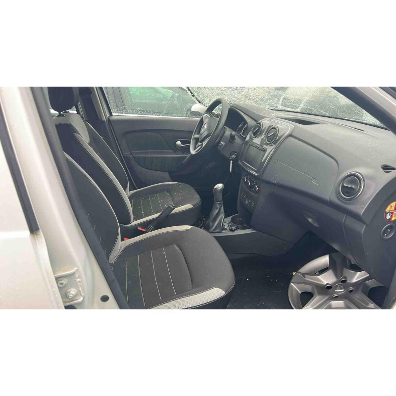 DACIA SANDERO 2 PHASE 2 0.9i - 12V TURBO TCE 90 Photo n°2