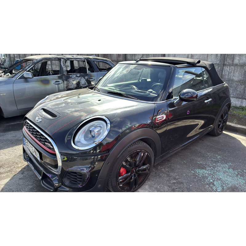 MINI MINI 3 F57 PHASE 1 CABRIOLET 2.0i - 16V TURBO JOHN COOPER WORKS Photo n°9