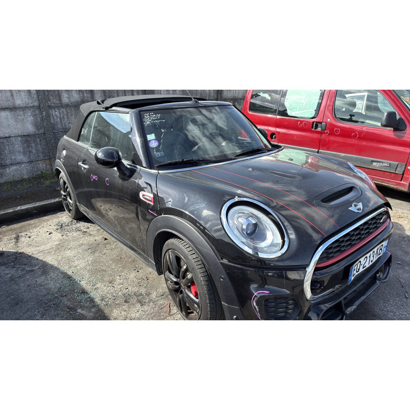MINI MINI 3 F57 PHASE 1 CABRIOLET 2.0i - 16V TURBO JOHN COOPER WORKS Photo n°10
