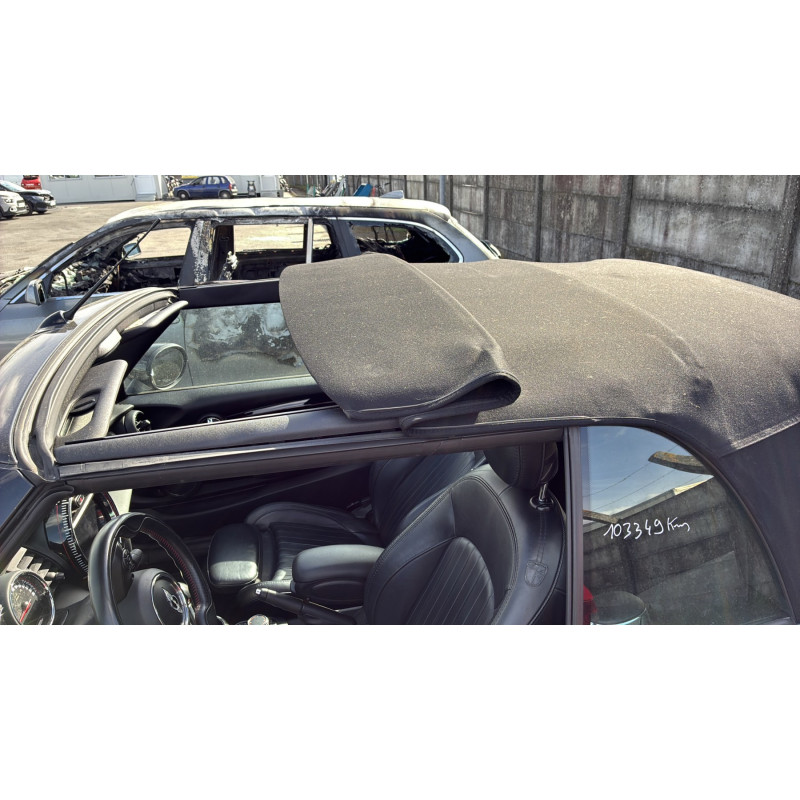 MINI MINI 3 F57 PHASE 1 CABRIOLET 2.0i - 16V TURBO JOHN COOPER WORKS Photo n°23