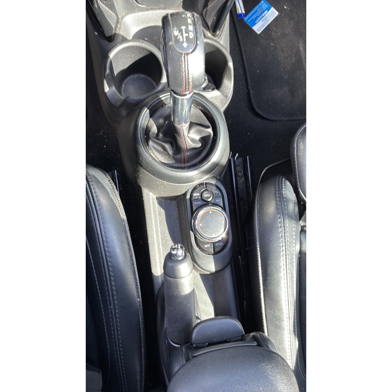 MINI MINI 3 F57 PHASE 1 CABRIOLET 2.0i - 16V TURBO JOHN COOPER WORKS Photo n°26